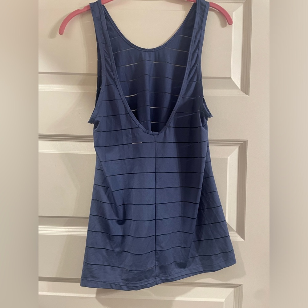 BUNDLE - 2 Athleta Tank Tops - Workout Athletic Fitness Wear - Picture 3 of 8
